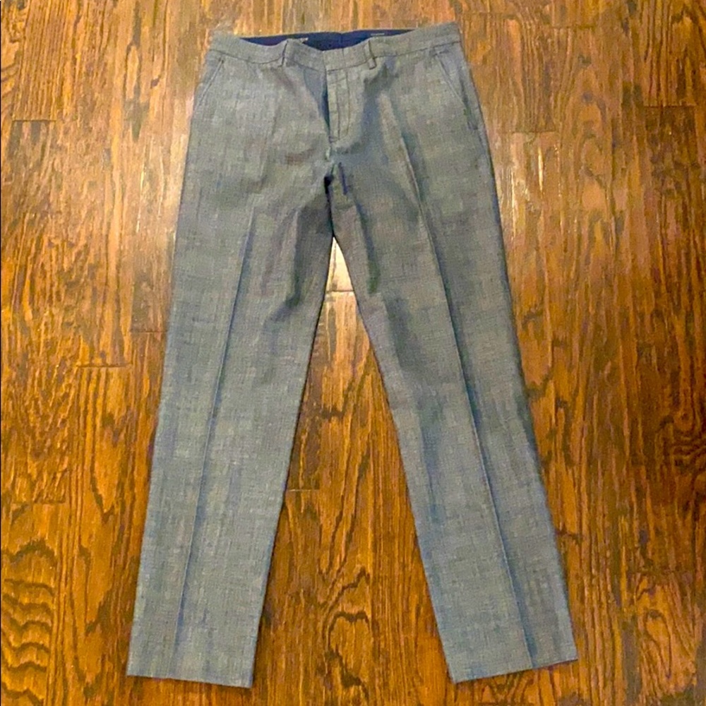 Men’s J Crew Chambry flat front slim Bedford pant.